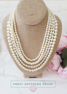 The Bobbie Pearl Necklace